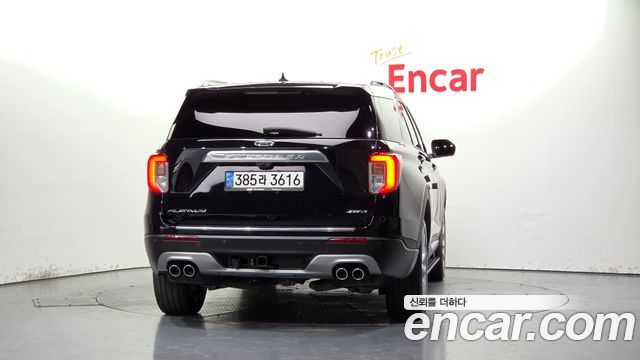 Ford Explorer 2021 — photo 4