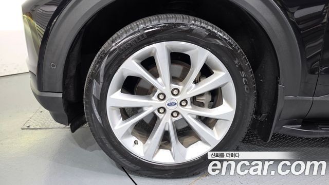 Ford Explorer 2021 — photo 5