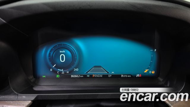 Ford Explorer 2021 — photo 11