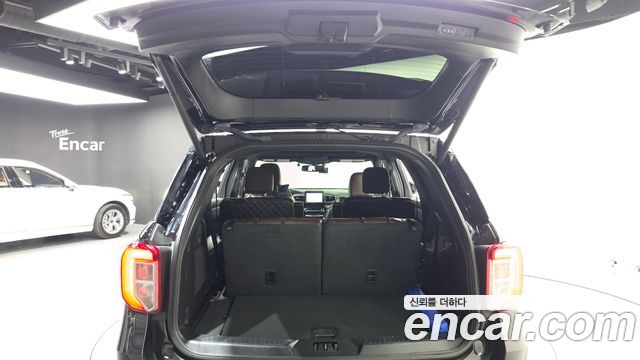 Ford Explorer 2021 — photo 26