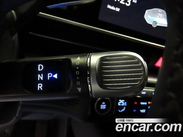 Hyundai Ioniq6 2025 — photo 12