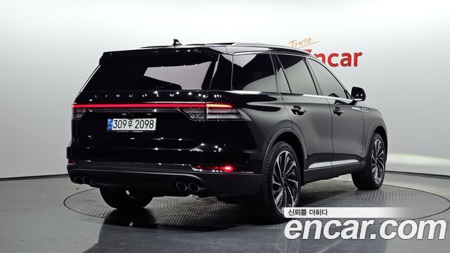Lincoln Aviator 2021 — photo 2