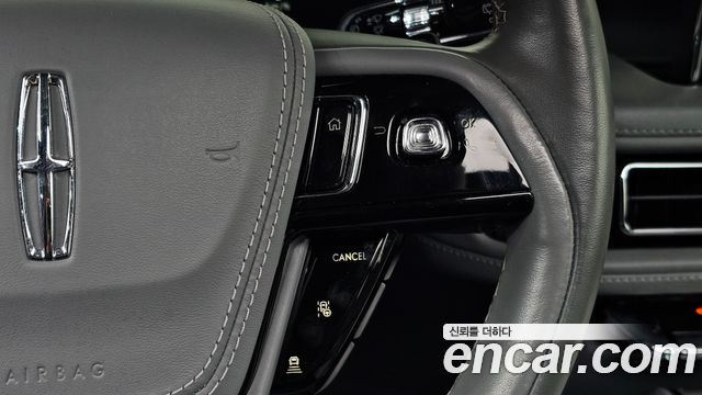 Lincoln Aviator 2021 — photo 24