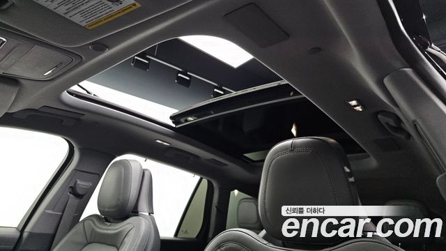 Lincoln Aviator 2021 — photo 26