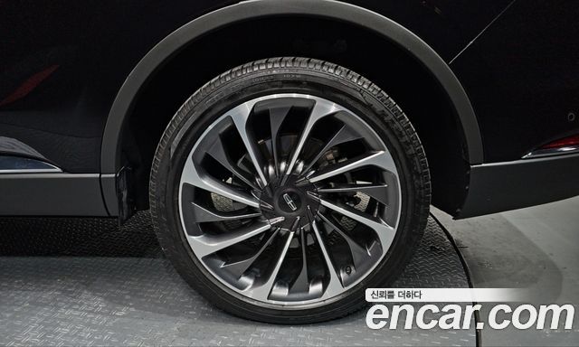 Lincoln Aviator 2021 — photo 7