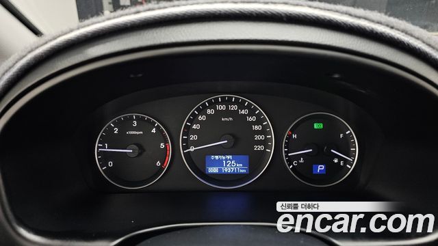 Hyundai Starex 2020 — photo 8