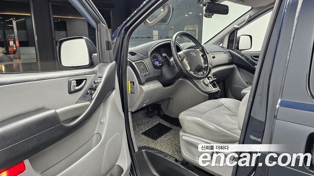 Hyundai Starex 2020 — photo 10