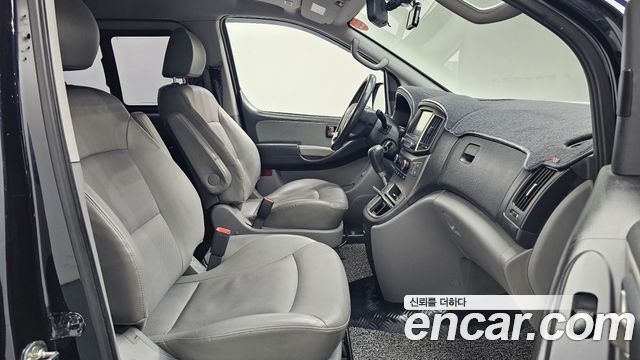 Hyundai Starex 2020 — photo 11