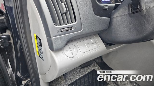 Hyundai Starex 2020 — photo 16