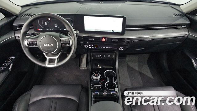 Kia K5 2024 — photo 10