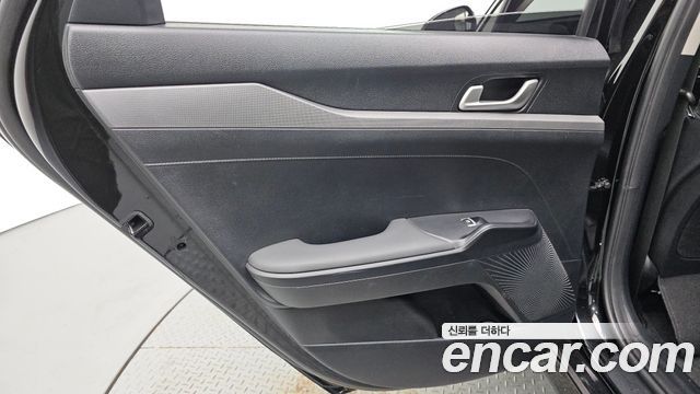 Kia K5 2024 — photo 15