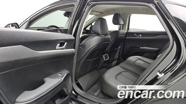 Kia K5 2024 — photo 16