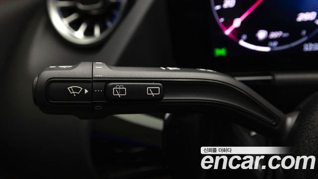Mercedes-Benz GLA-Class 2026 — photo 18