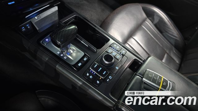 Genesis G80 2017 — photo 12