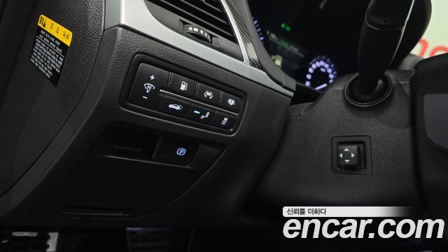 Genesis G80 2017 — photo 23