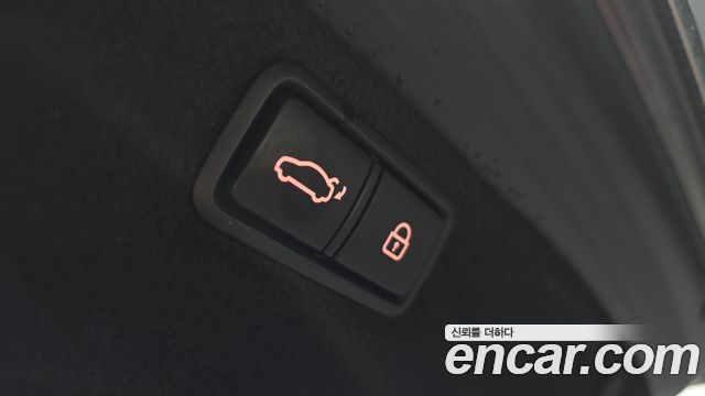 Genesis G80 2017 — photo 26