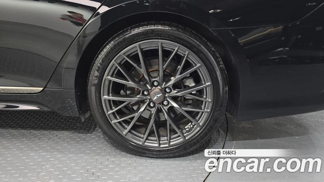 Genesis G80 2017 — photo 7