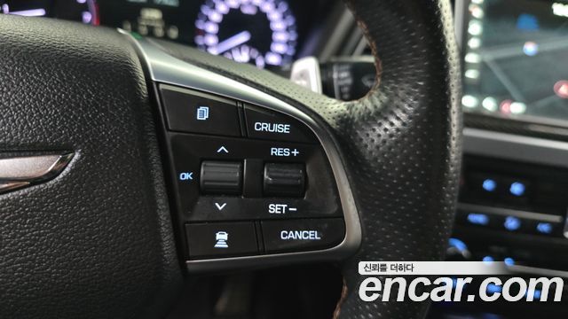 Genesis G80 2017 — photo 27