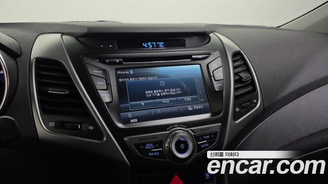 Hyundai AVANTE 2014 — photo 22