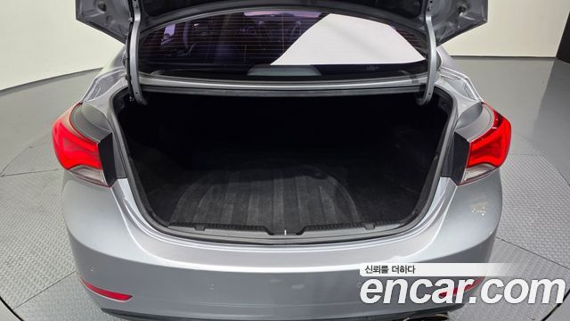 Hyundai AVANTE 2014 — photo 26