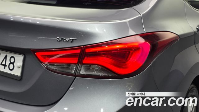 Hyundai AVANTE 2014 — photo 9