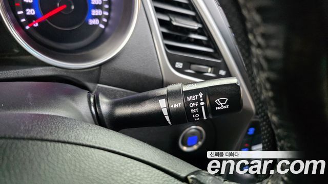 Hyundai AVANTE 2014 — photo 30