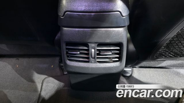 Hyundai AVANTE 2014 — photo 32