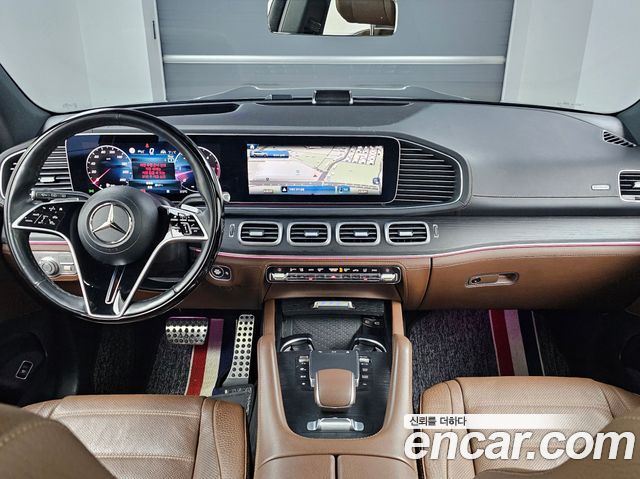 Mercedes-Benz GLS-Class 2024 — photo 7