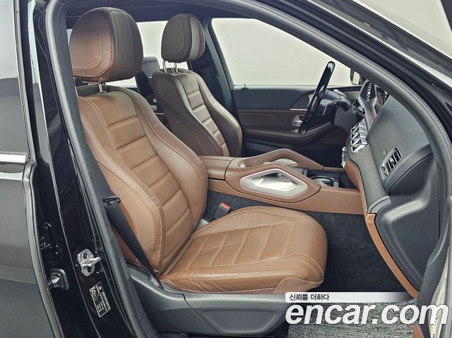 Mercedes-Benz GLS-Class 2024 — photo 10
