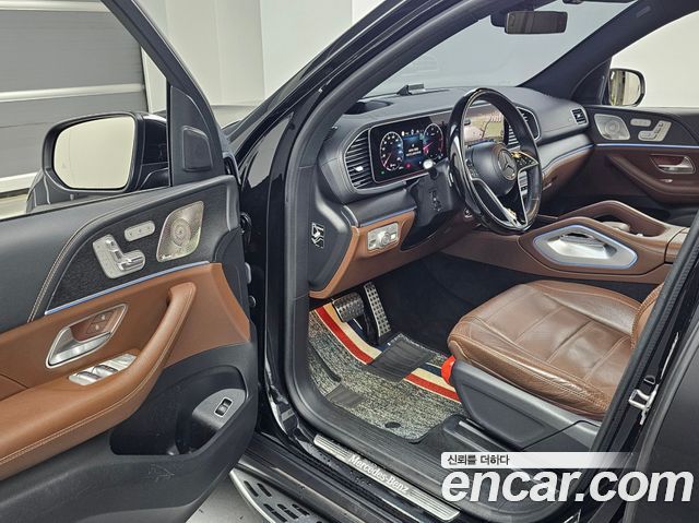 Mercedes-Benz GLS-Class 2024 — photo 11