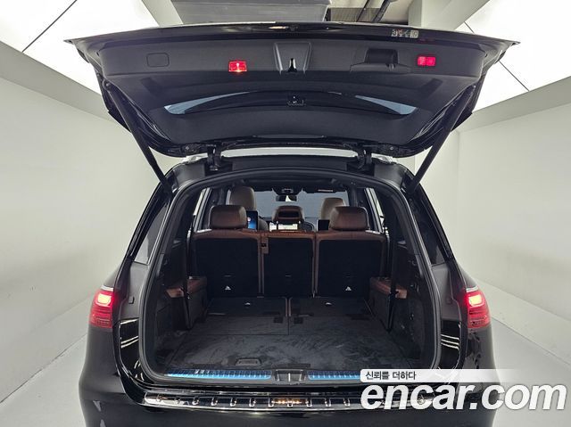 Mercedes-Benz GLS-Class 2024 — photo 19