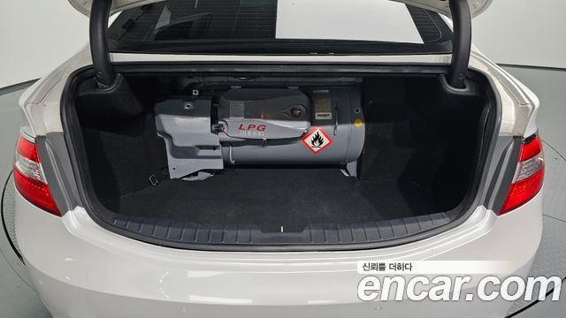 Hyundai Grandeur 2014 — photo 26
