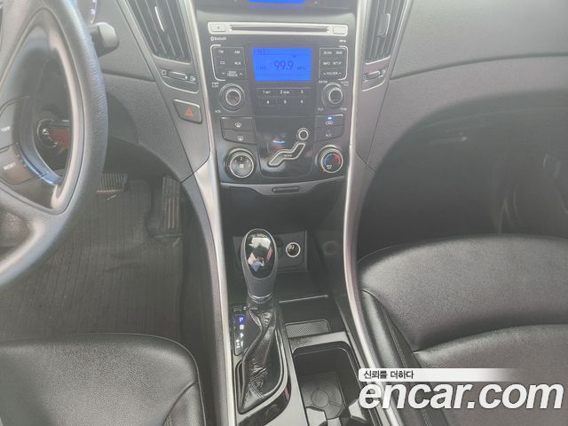 Hyundai Sonata 2012 — photo 12