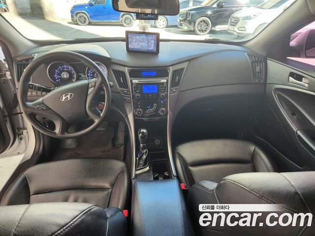 Hyundai Sonata 2012 — photo 15