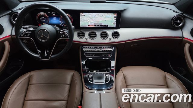 Mercedes-Benz E-Class 2021 — photo 10