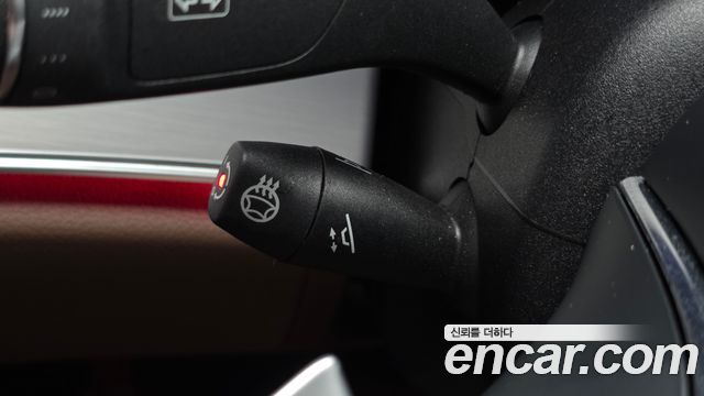 Mercedes-Benz E-Class 2021 — photo 22