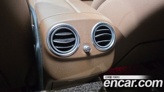 Mercedes-Benz E-Class 2021 — photo 30