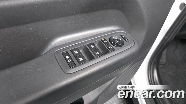 Hyundai Santafe 2024 — photo 30