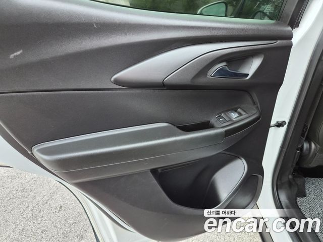 Chevrolet Korea Trailblazer 2023 — photo 17