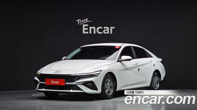 Hyundai AVANTE 2024 — photo 1