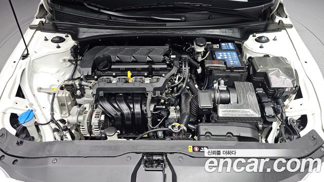 Hyundai AVANTE 2024 — photo 6