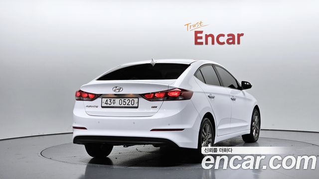 Hyundai AVANTE 2016 — photo 2