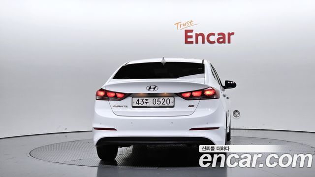 Hyundai AVANTE 2016 — photo 4