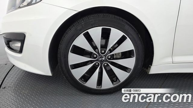 Kia K5 2013 — photo 5