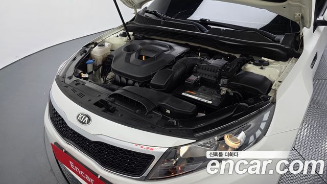 Kia K5 2013 — photo 6
