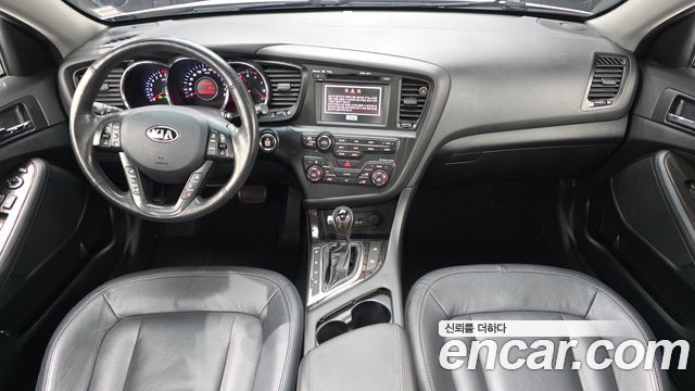 Kia K5 2013 — photo 10