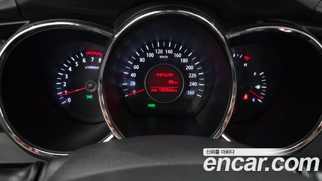 Kia K5 2013 — photo 11