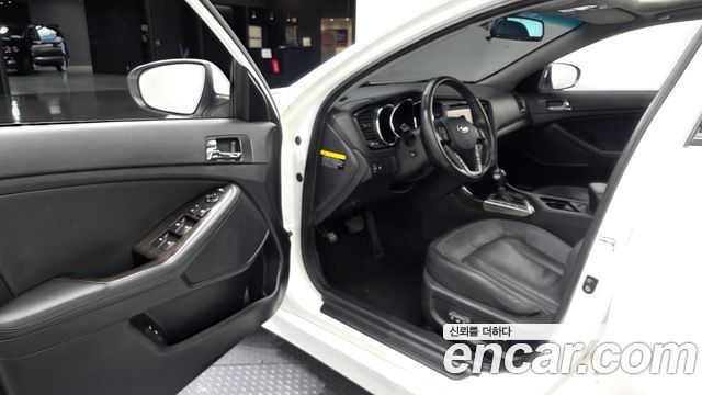Kia K5 2013 — photo 13