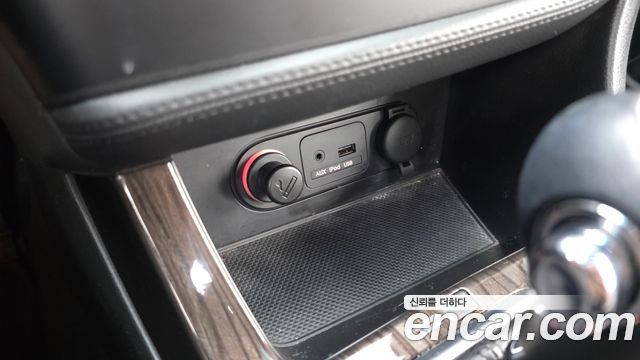 Kia K5 2013 — photo 23