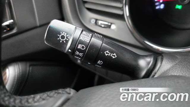 Kia K5 2013 — photo 25